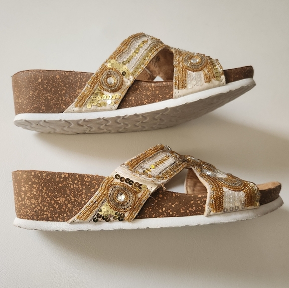 Gold Embellished Floral Sandals with Pearlescent Beads, Gem Stones & Sequins - Picture 7 of 13